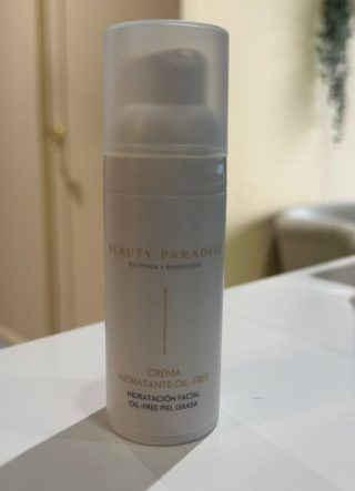 Crema hidratante oil free · Beauty Paradise